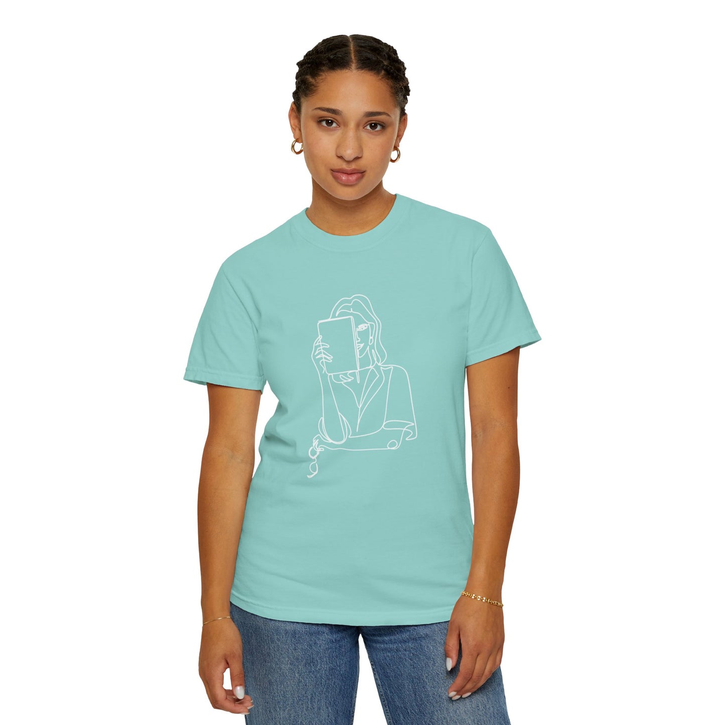 Literary Ladies Comfort Tee